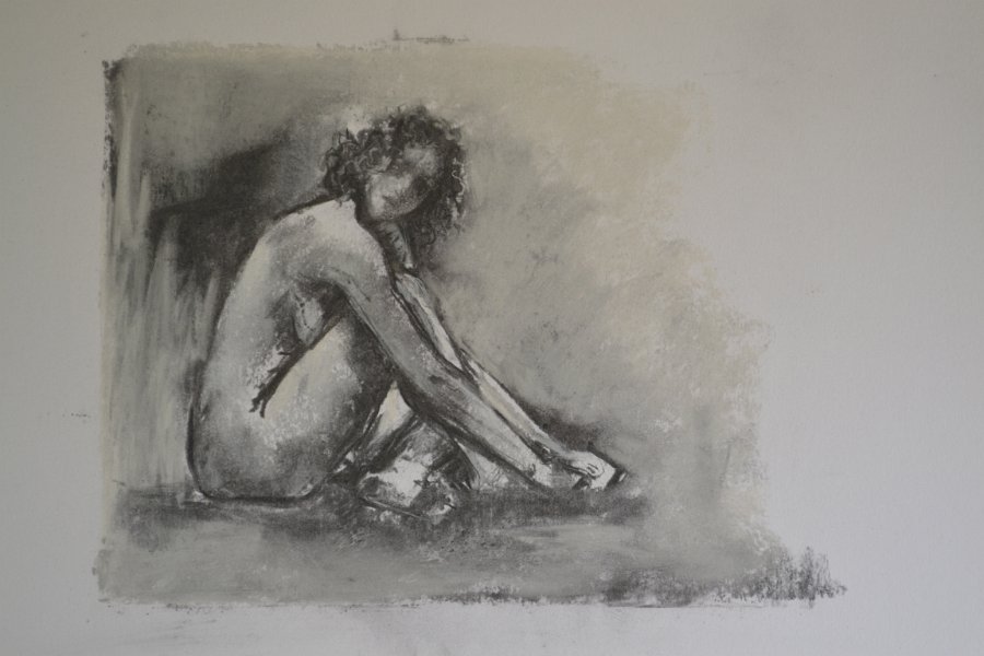 Figure, seated 15 - 34cm x 50cm